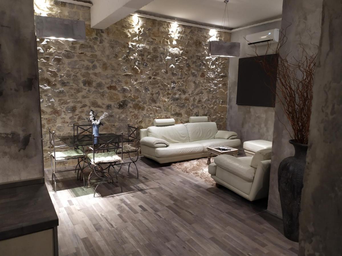 Villa Unique Luxury House Atenas Exterior foto